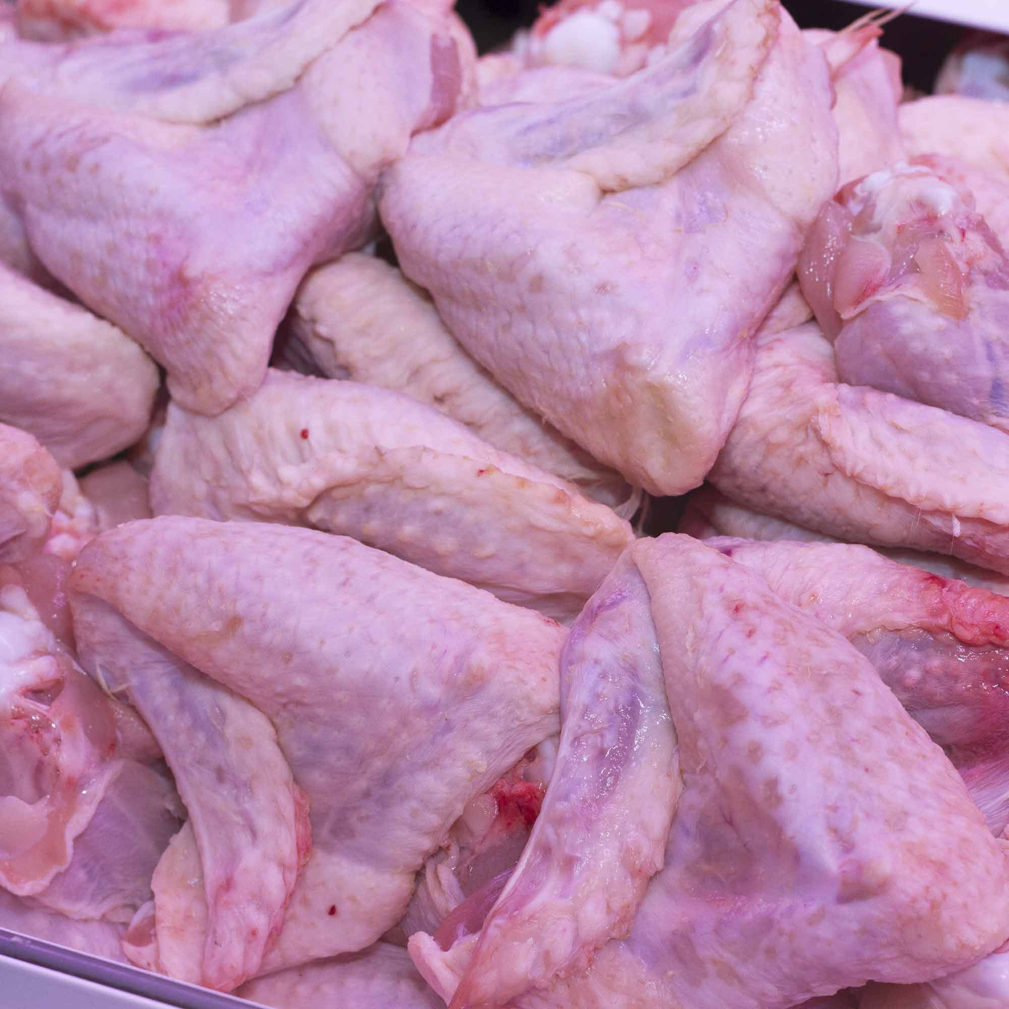 venta de alas de pollo en carnicería de Gijón