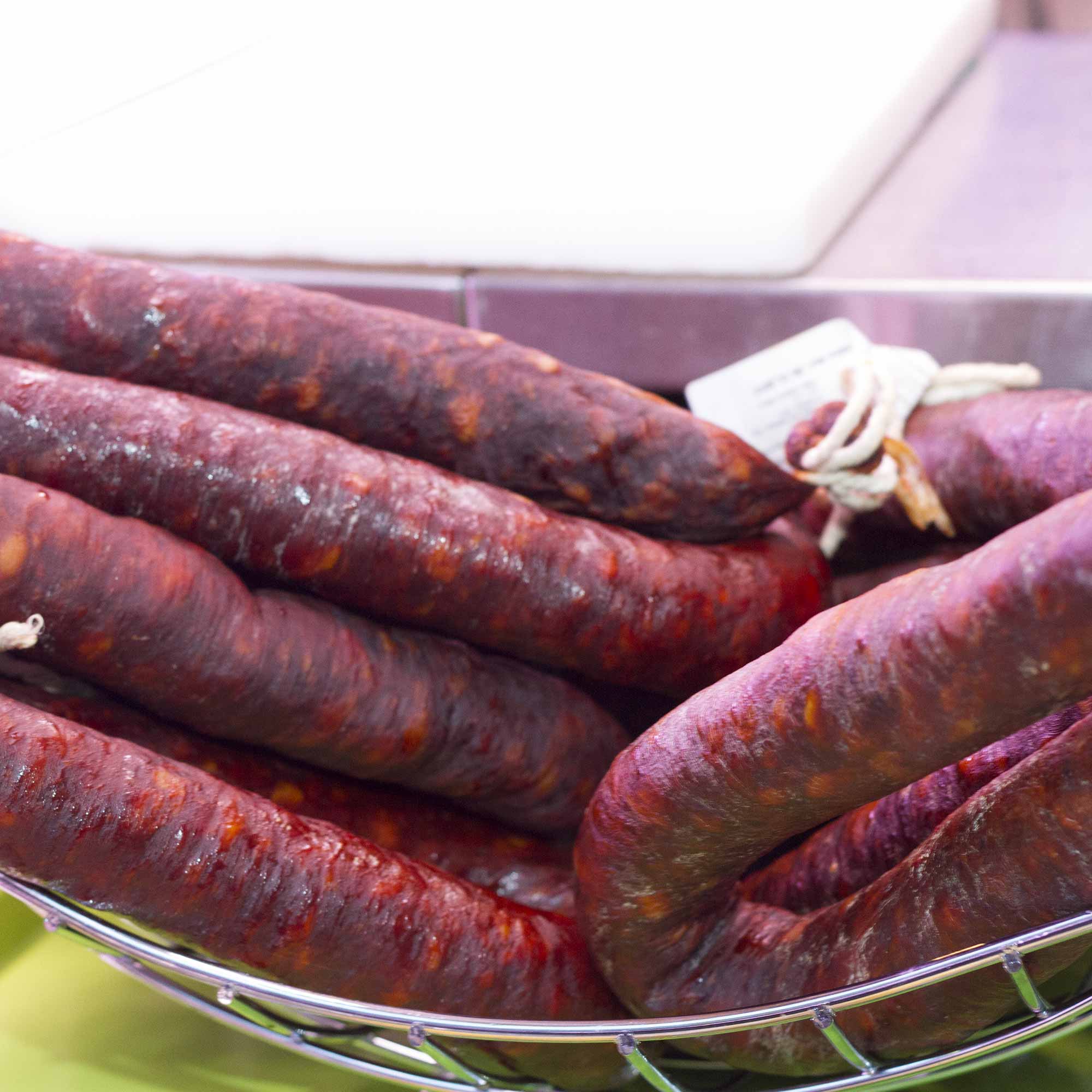 chorizo de leon en carniceria de asturias